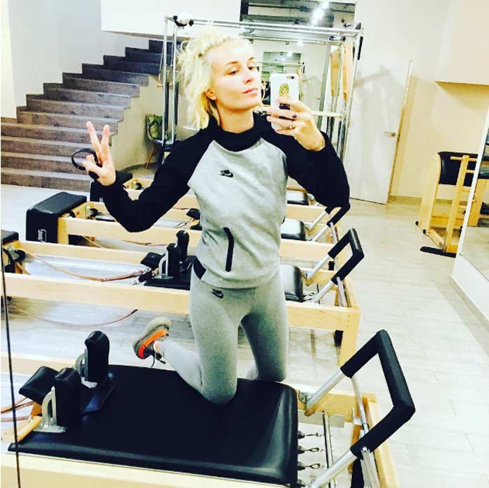 Полина Гагарина в спортзале