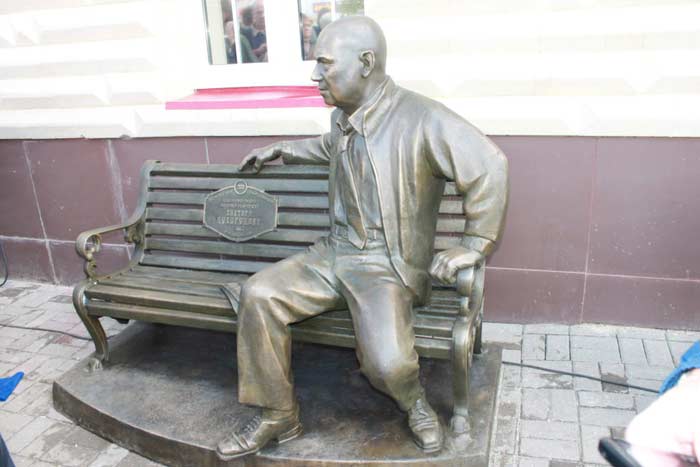 памятник Виктору Сухорукову в Орехово-Зуево