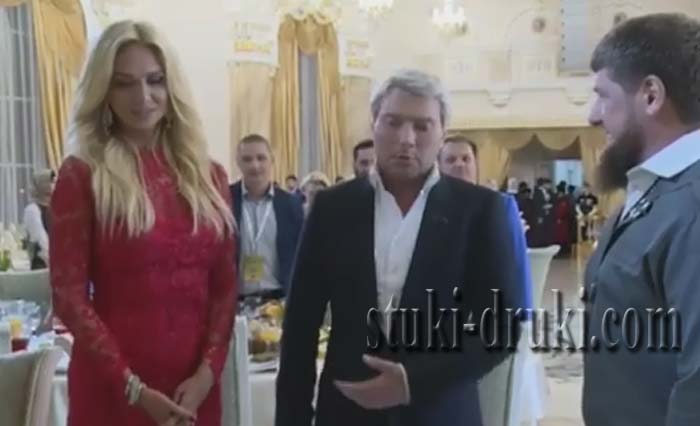 Николай Басков делает предложение Виктории Лопыревой