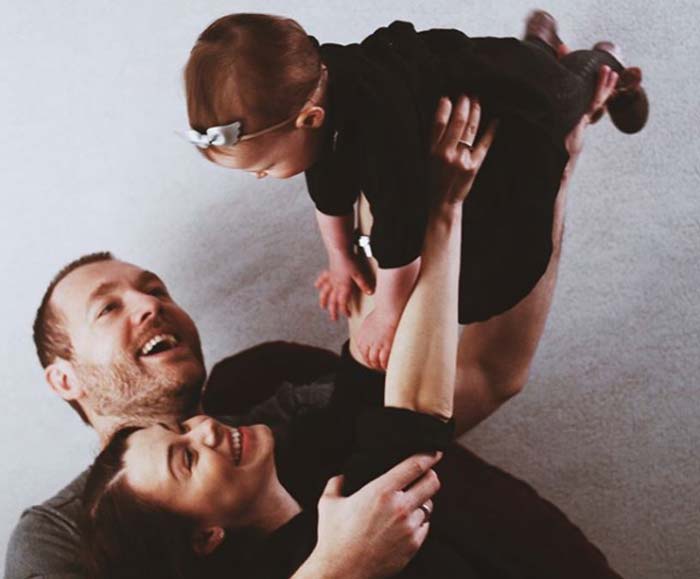 Александра розовская актриса фото с мужем и детьми