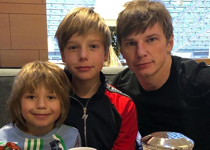 Андрей Аршавин с детьми от Юлии Барановской