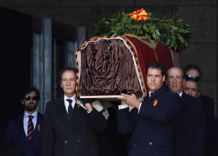 перезахоронение диктатора Франко