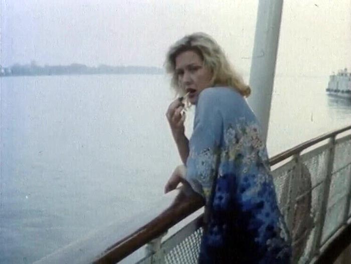 кадр А спать с чужой женой хорошо?! 10