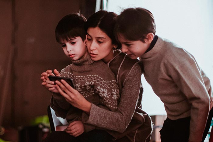 Кадр из фильма А у нас во дворе... Прерванный сезон кадр А у нас во дворе... Прерванный сезон 7