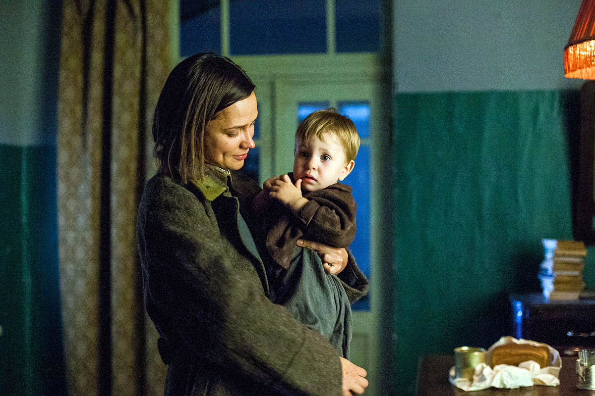 Кадр из фильма А зори здесь тихие... кадр А зори здесь тихие... 3