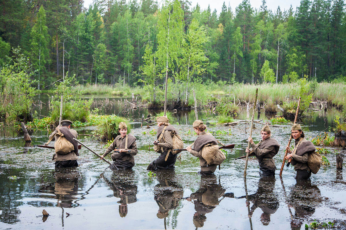 Кадр из фильма А зори здесь тихие... кадр А зори здесь тихие... 5