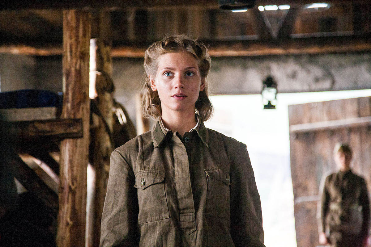 Кадр из фильма А зори здесь тихие... кадр А зори здесь тихие... 21