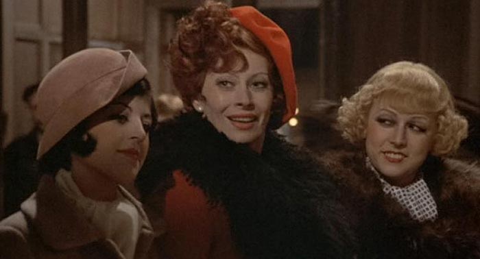 кадр Амаркорд 3