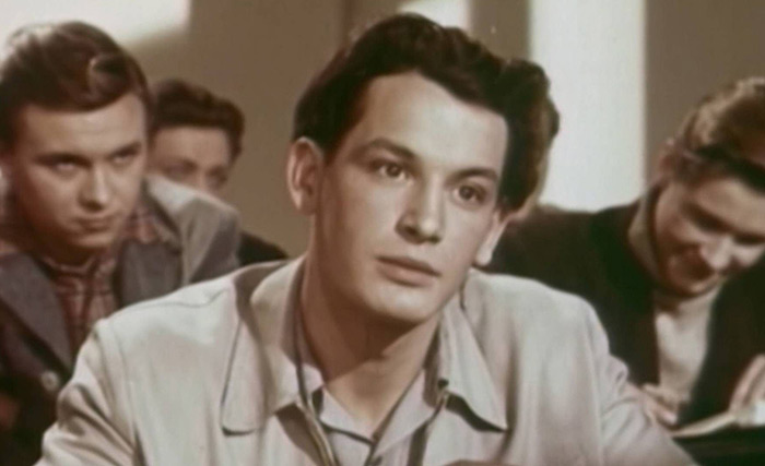 Фильм «Аттестат зрелости» (1954) - сюжет, актеры и роли, кадры из фильма
