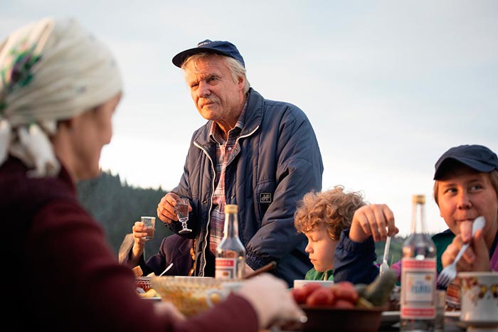 кадр Батя 2. Дед 6