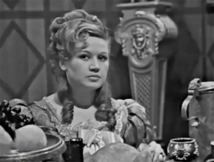 Кадр из фильма Белая перчатка кадр Белая перчатка 3