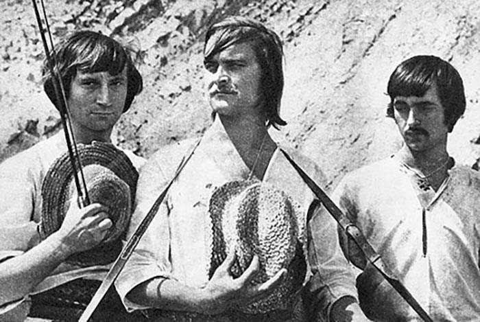 Кадр из фильма Белая птица с черной отметиной кадр Белая птица с черной отметиной 8