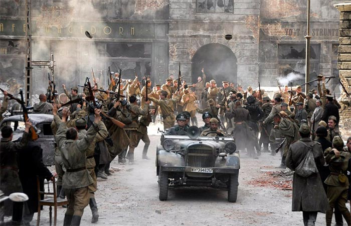 Кадр из фильма Безымянная: Женщина в Берлине кадр Безымянная: Женщина в Берлине 11