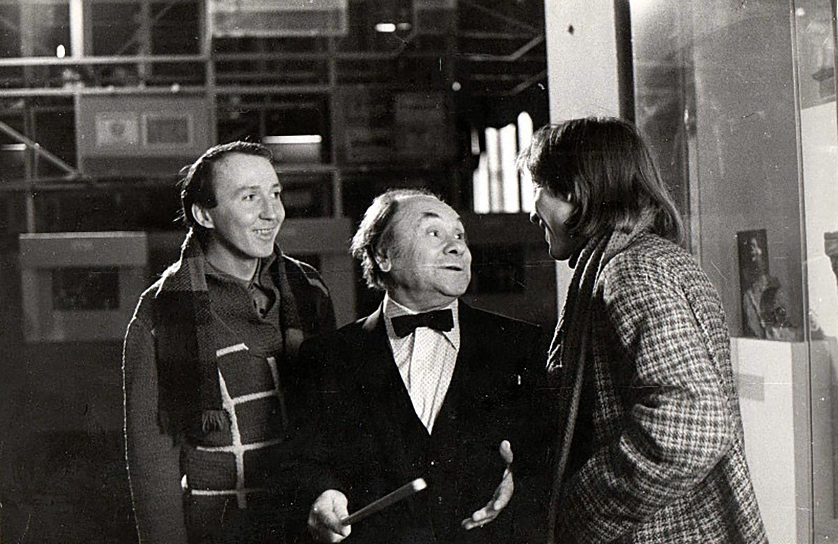 Кадр из фильма Билет в красный театр, или Смерть гробокопателя кадр Билет в красный театр, или Смерть гробокопателя 3