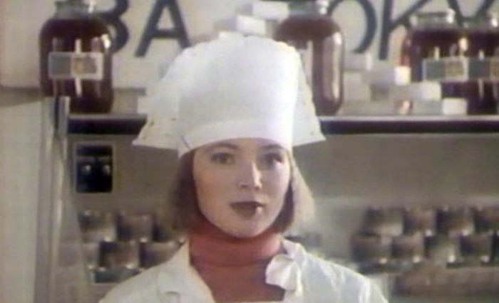 Кадр из фильма Билет в красный театр, или Смерть гробокопателя кадр Билет в красный театр, или Смерть гробокопателя 8