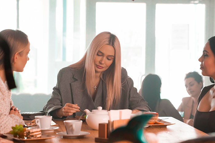 кадр Битва пап 8