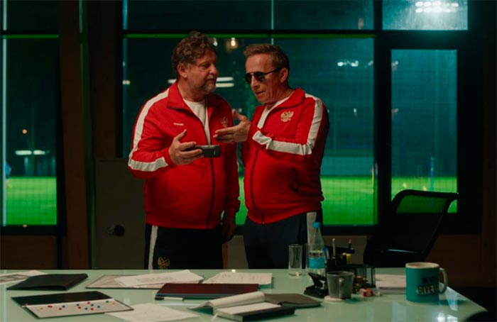 Кадр из фильма Больше чем футбол кадр Больше чем футбол 11