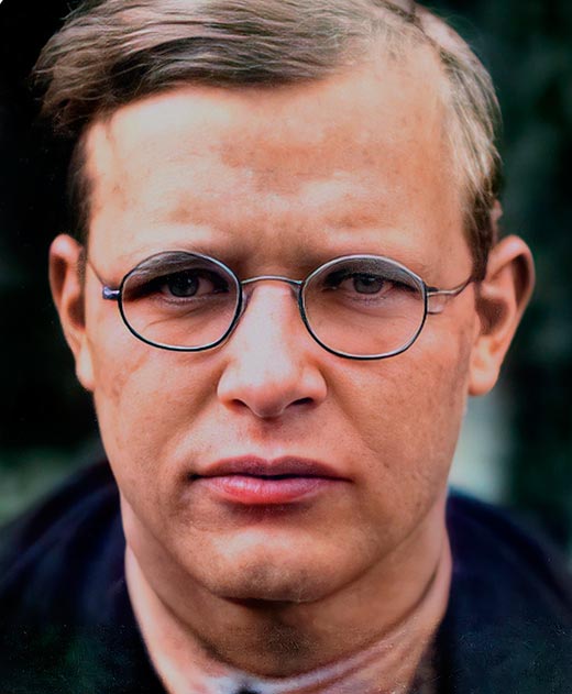 Кадр из фильма Бонхёффер: Пастор, шпион, убийца кадр Бонхёффер: Пастор, шпион, убийца 8