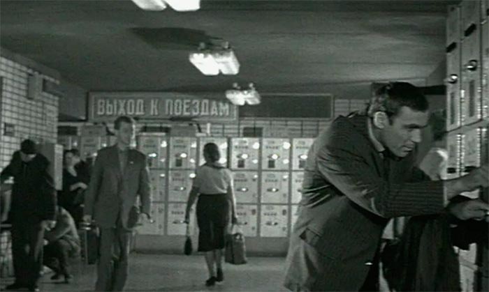 Кадр из фильма Человек без паспорта кадр Человек без паспорта 7