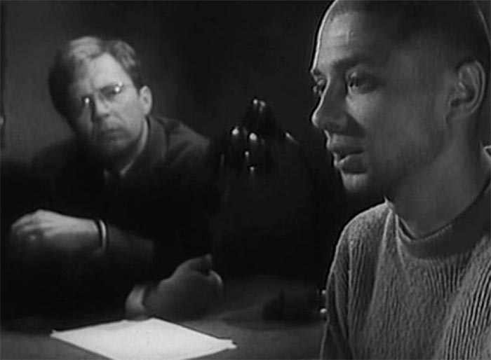 кадр Человек, который сомневается 2