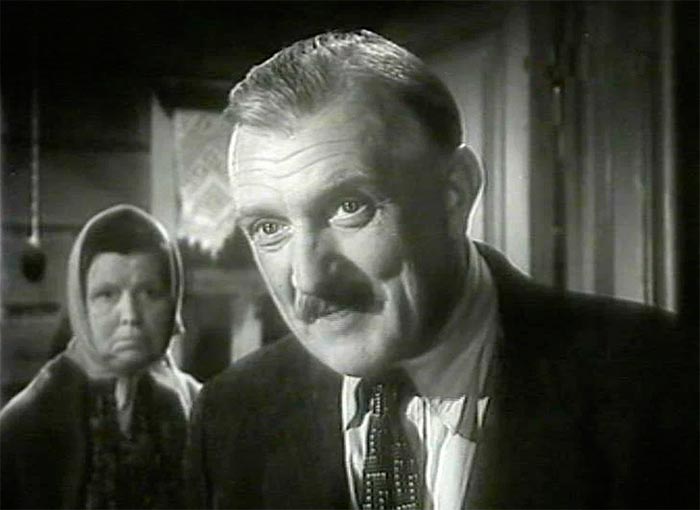 кадр Человек родился 7