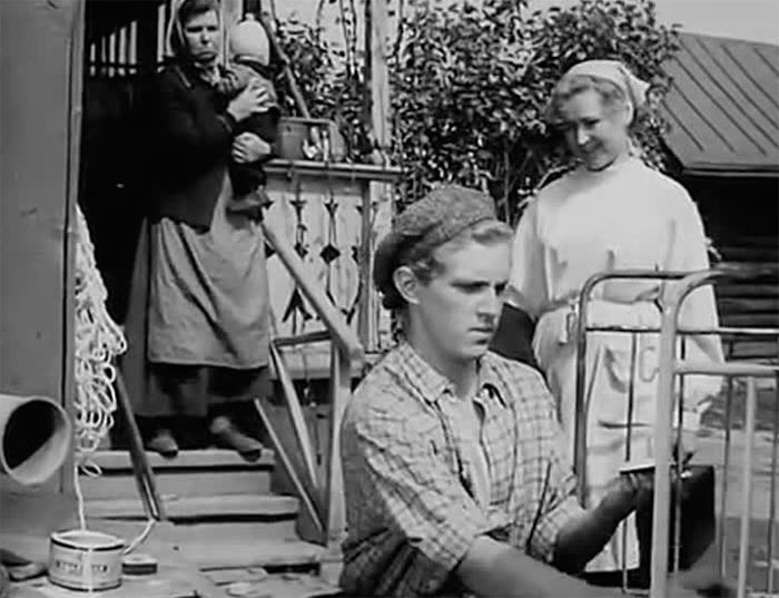 кадр Человек родился 8