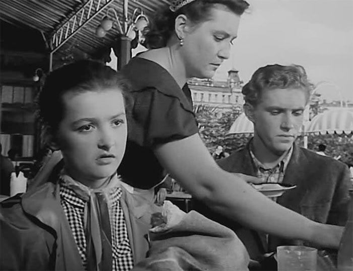 кадр Человек родился 11