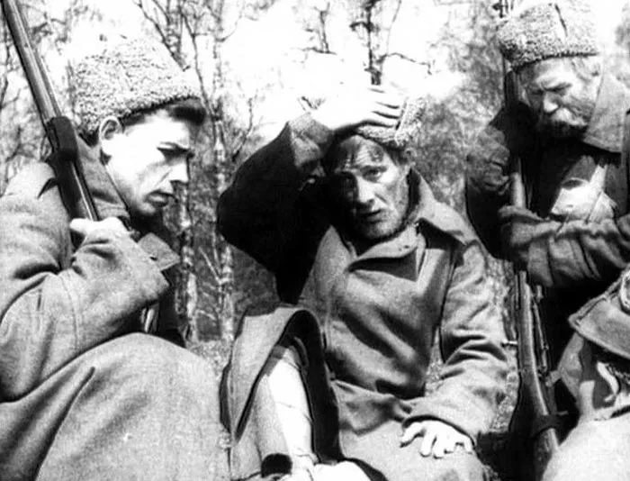 кадр фильм Человек с ружьем 14