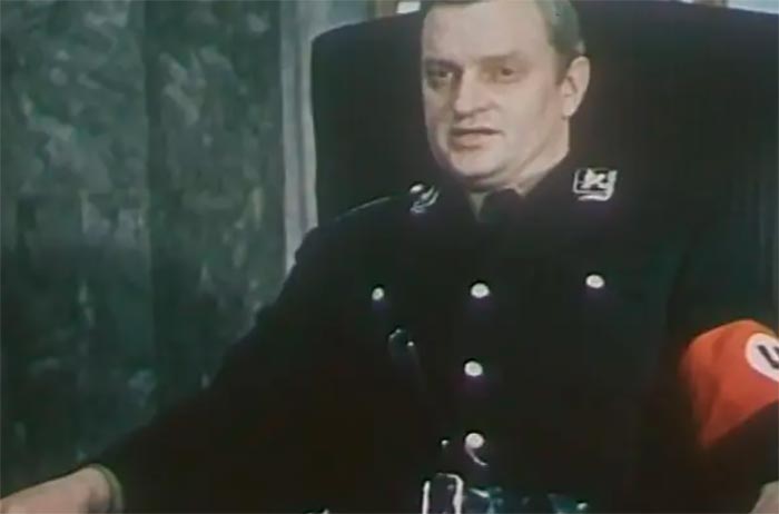 кадр Человек в штатском 10