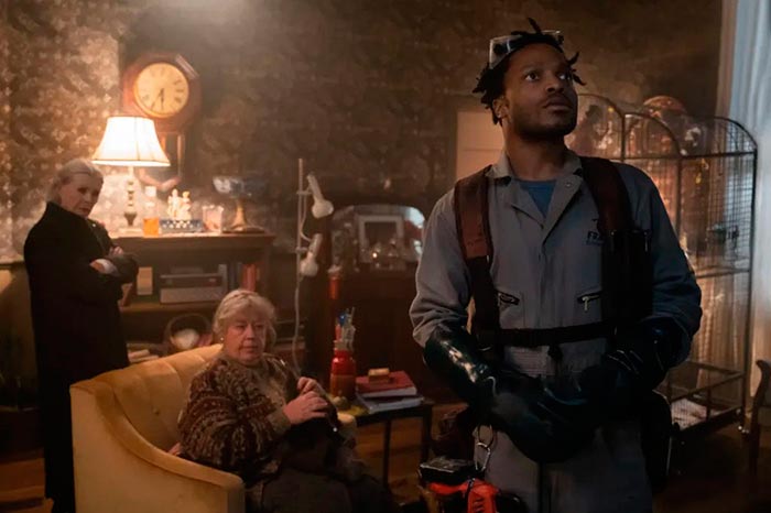 кадр Чёрная вдова: Укус смерти 4