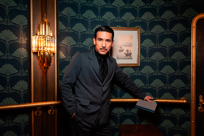 кадр Чёрный шёлк 6