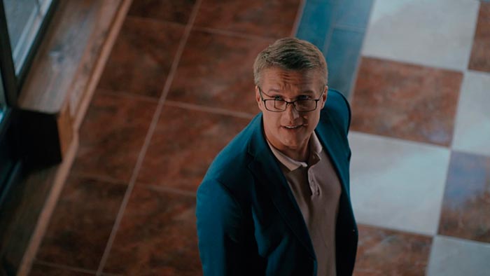 кадр Четвёртая отрицательная 2