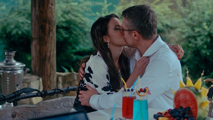 кадр Четвёртая отрицательная 10