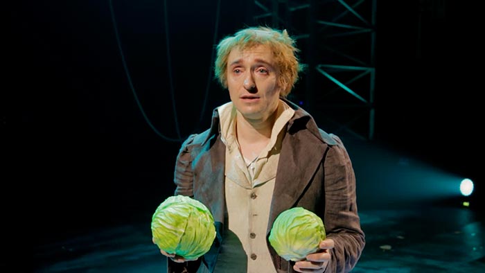 Кадр из фильма Чьё сердце бьётся громче кадр Чьё сердце бьётся громче 2