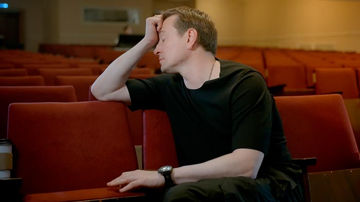 Кадр из фильма Чьё сердце бьётся громче кадр Чьё сердце бьётся громче 8