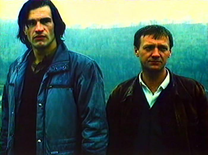 Фильм «Чужая игра» (1991) - сюжет, актеры и роли, кадры из фильма