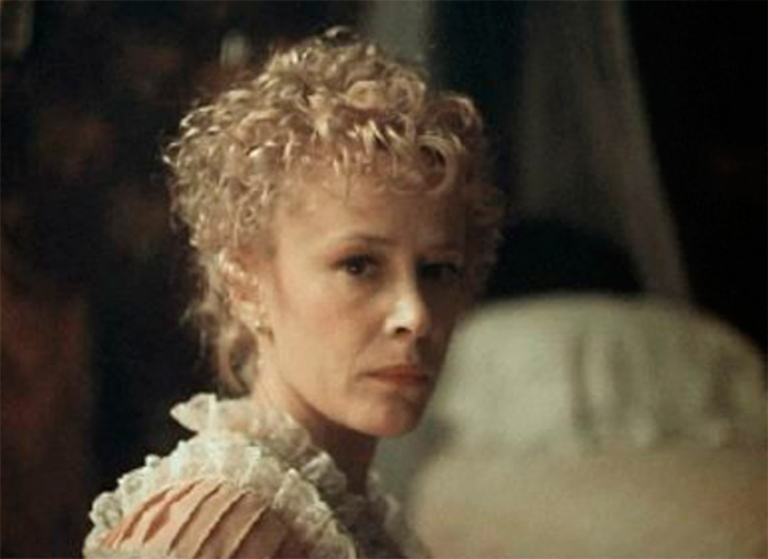 Кадр из фильма Чужая жена и муж под кроватью кадр Чужая жена и муж под кроватью 9