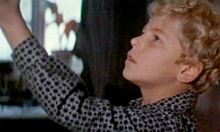 Кадр из фильма Цветы для Оли кадр Цветы для Оли 5
