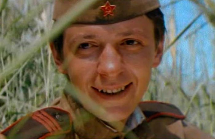 Кадр из фильма Дачная поездка сержанта Цыбули кадр Дачная поездка сержанта Цыбули 4