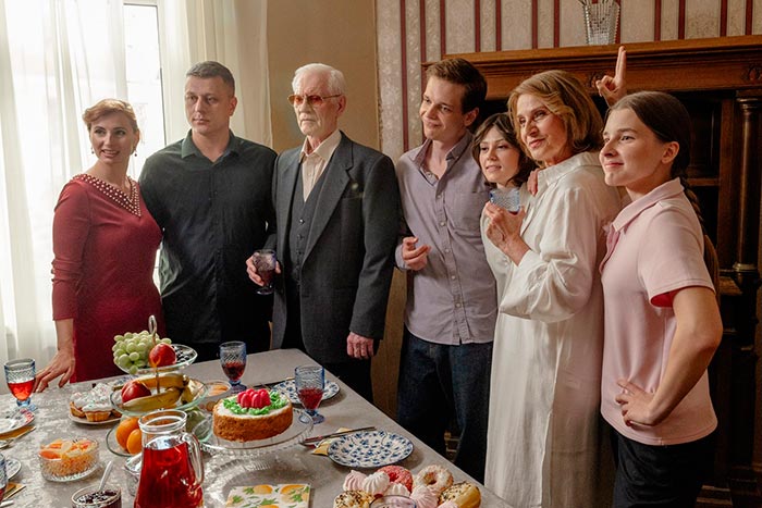 кадр Дедушка без адреса 8