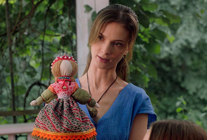 кадр Девка-баба: Кукла-чародейка 8