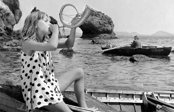 Фильм «Девочка и эхо» (1964) - сюжет, актеры и роли, кадры из фильма