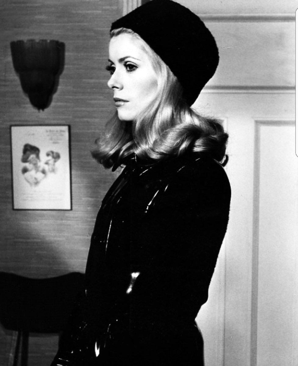 Кадр из фильма Дневная красавица кадр Дневная красавица 17