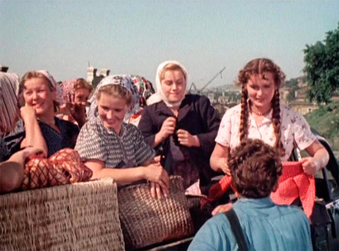 Кадр из фильма Доброе утро кадр Доброе утро 8