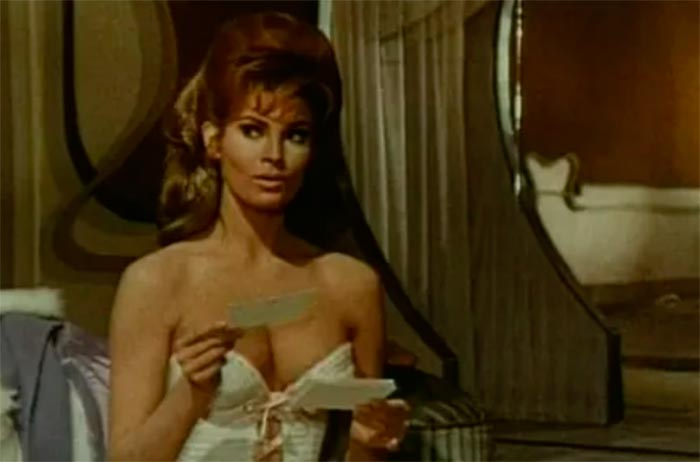 Кадр из фильма Древнейшая профессия в мире кадр Древнейшая профессия в мире 7