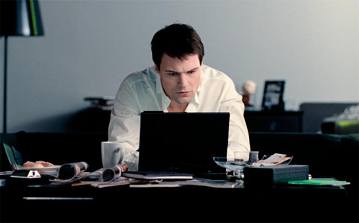 Кадр из фильма ДухLess кадр ДухLess 2