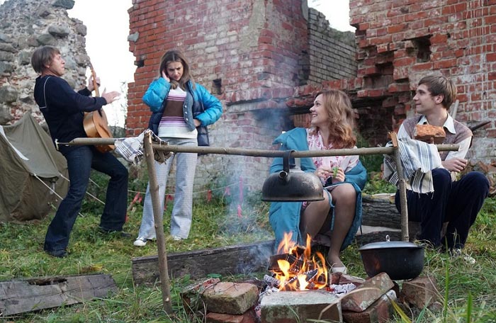 Кадр из фильма Два силуэта на закате солнца кадр Два силуэта на закате солнца 11