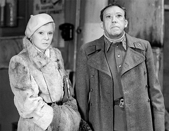 Фильм «Двадцать дней без войны» (1976) - сюжет, актеры и роли, кадры из ...