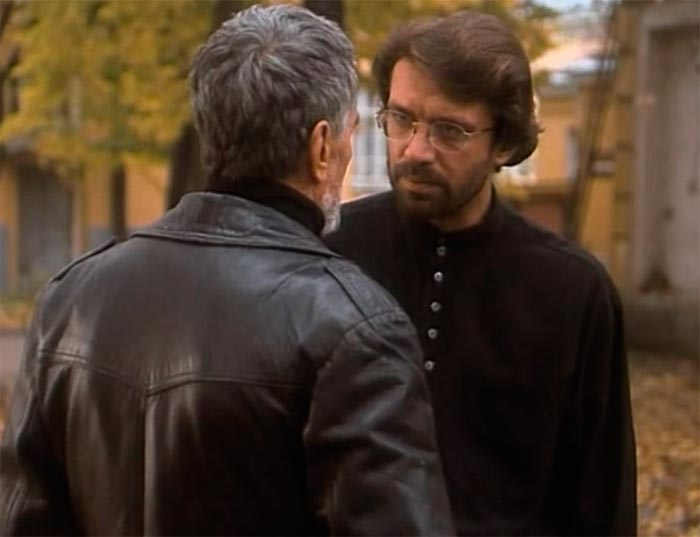 Кадр из фильма Две луны, три солнца кадр Две луны, три солнца 2