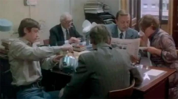 Кадр из фильма Две строчки мелким шрифтом кадр Две строчки мелким шрифтом 9